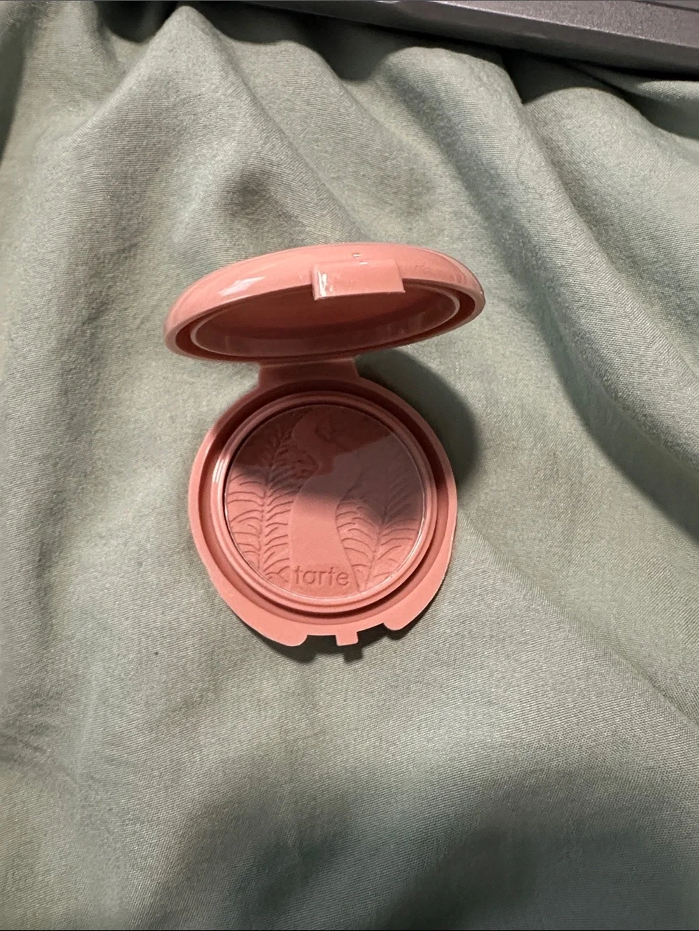 4/$15 Tarte Amazonian clay blush - paaarty